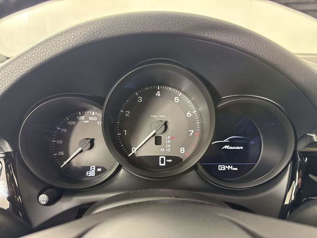 2026 Porsche Macan AWD