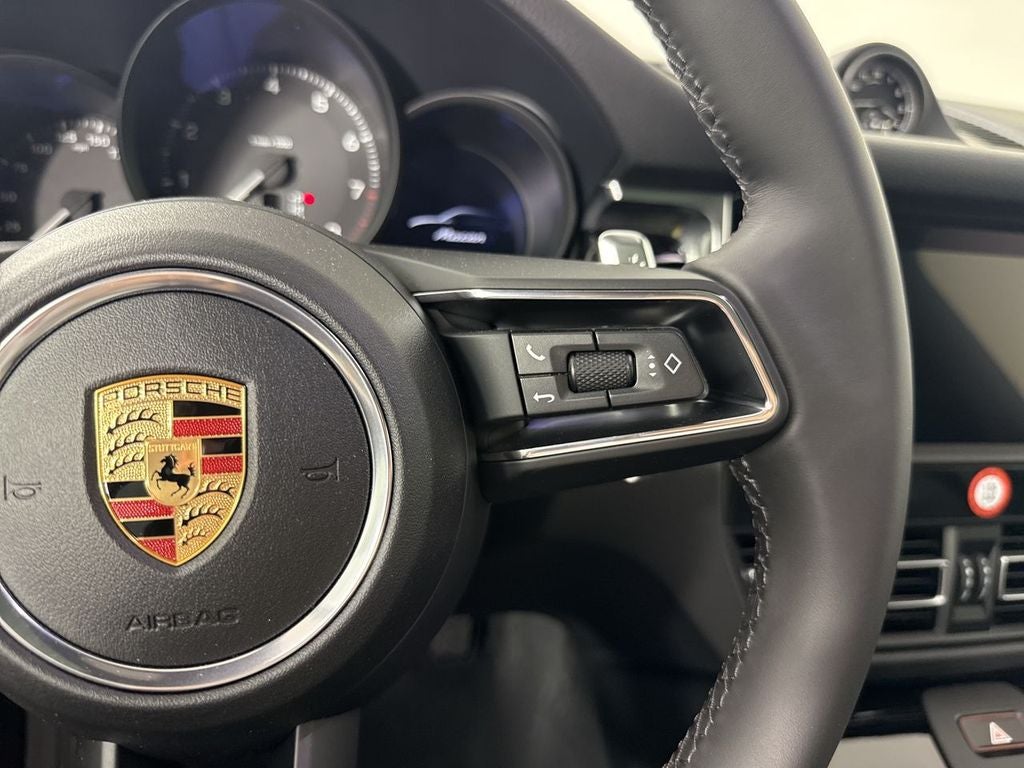 2026 Porsche Macan AWD