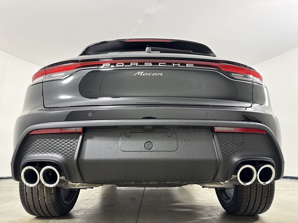 2026 Porsche Macan AWD