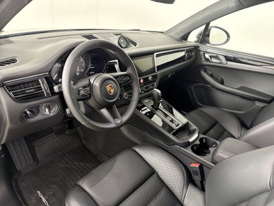 2026 Porsche Macan AWD