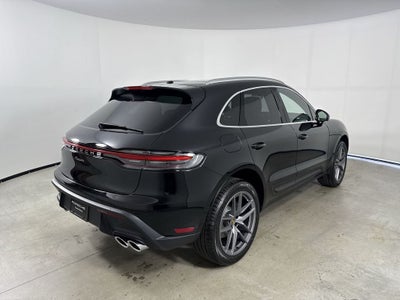 2026 Porsche Macan AWD
