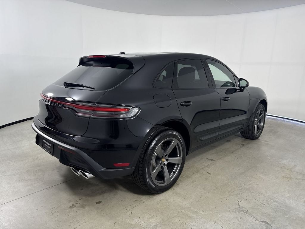 2026 Porsche Macan Macan