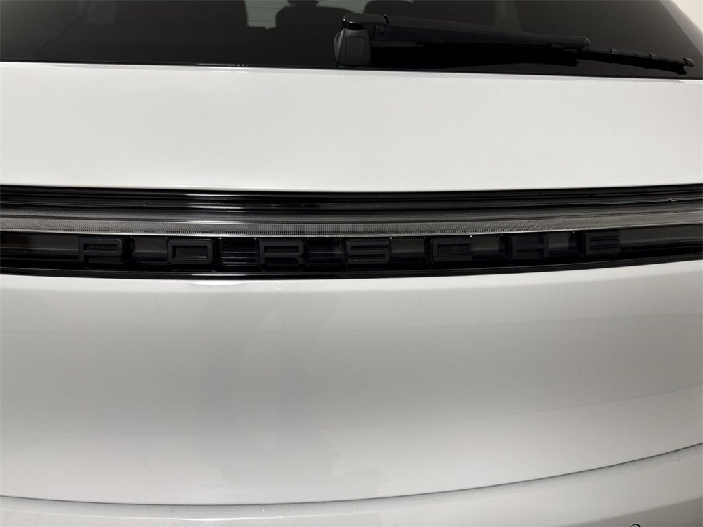 2023 Porsche Macan T