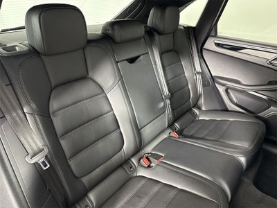 2023 Porsche Macan T