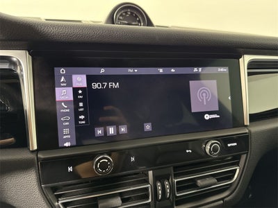 2023 Porsche Macan T