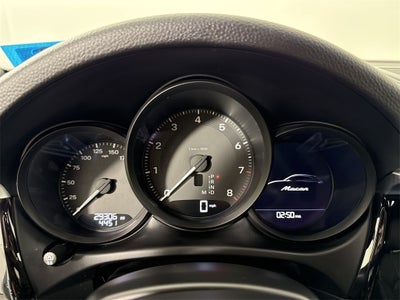 2023 Porsche Macan T