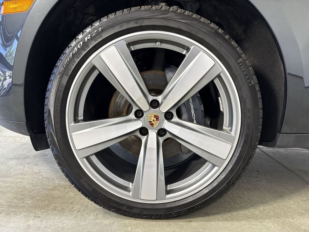 2024 Porsche Macan AWD