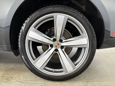 2024 Porsche Macan AWD