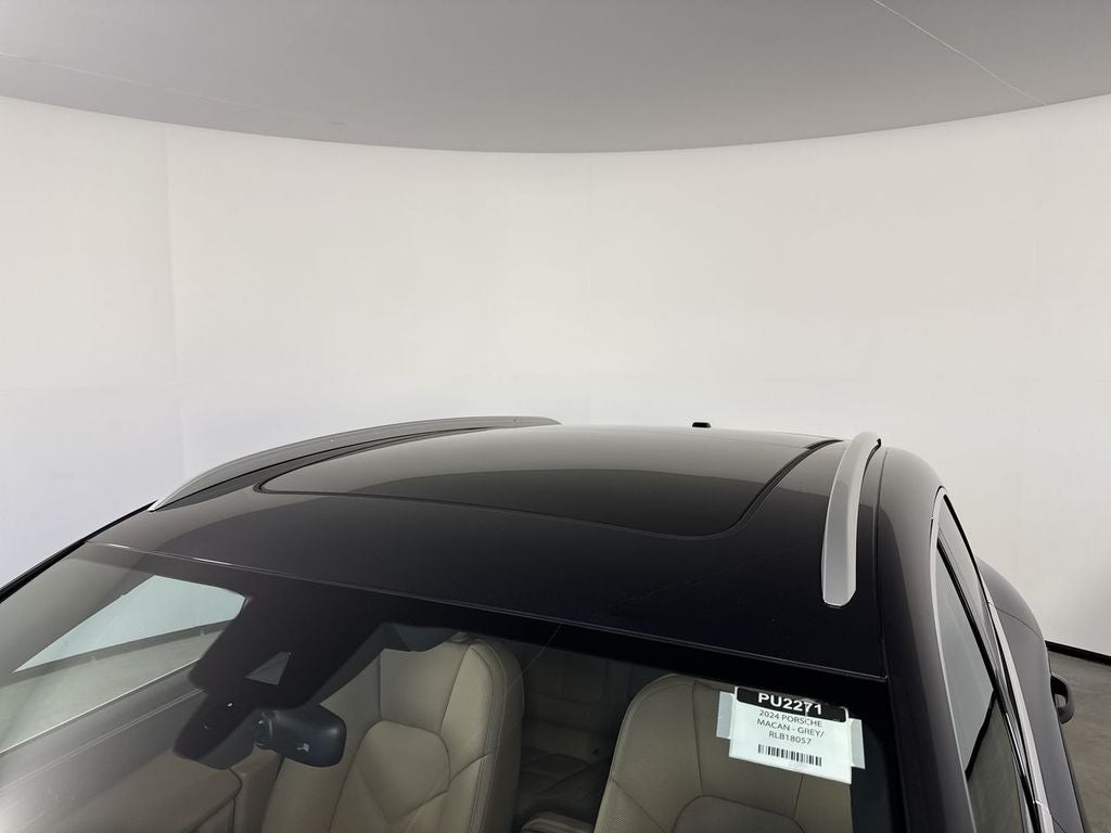 2024 Porsche Macan AWD