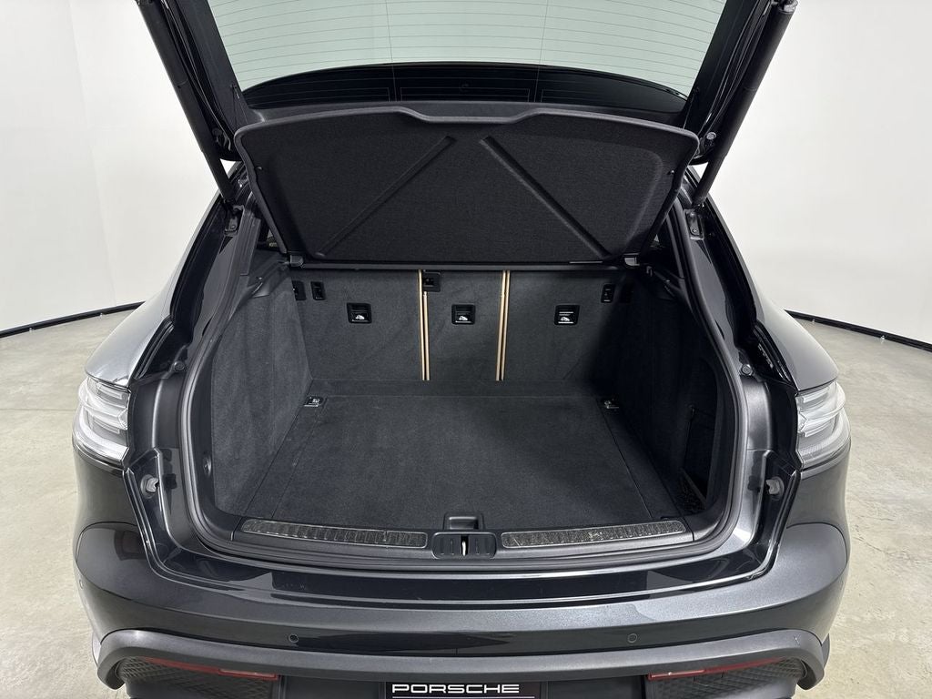 2024 Porsche Macan AWD