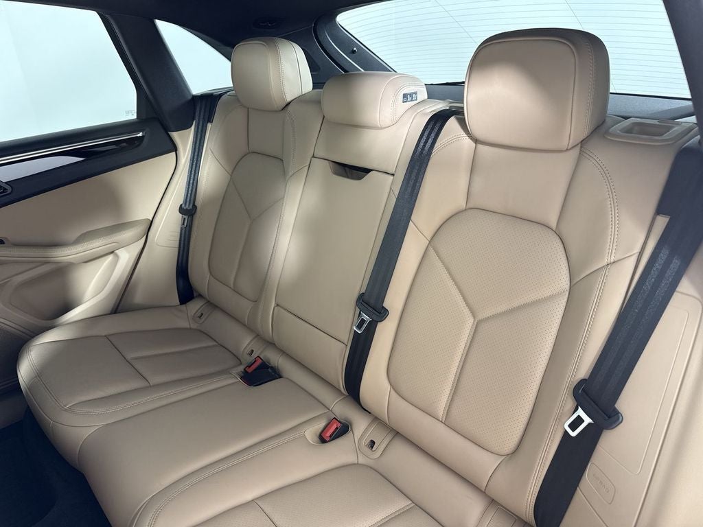 2024 Porsche Macan AWD