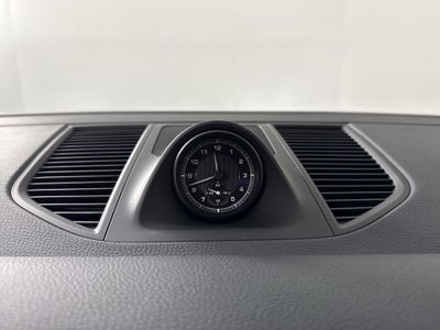 2024 Porsche Macan AWD