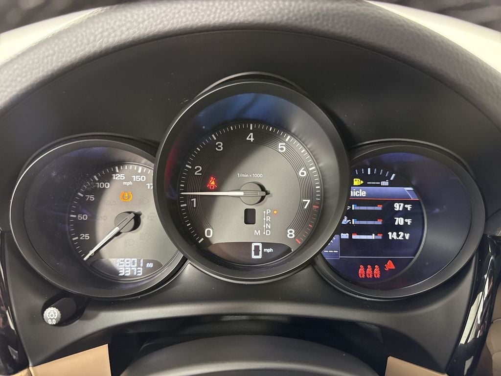 2024 Porsche Macan AWD