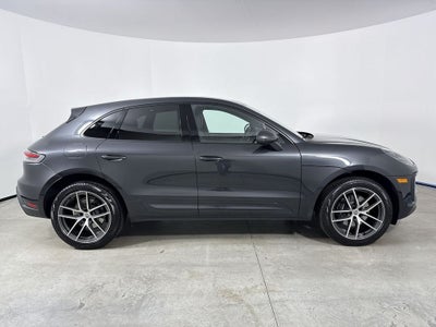 2025 Porsche Macan Base