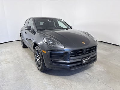 2025 Porsche Macan Base