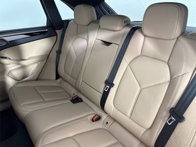 2025 Porsche Macan AWD