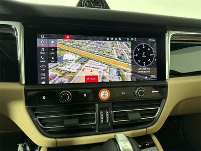 2025 Porsche Macan AWD