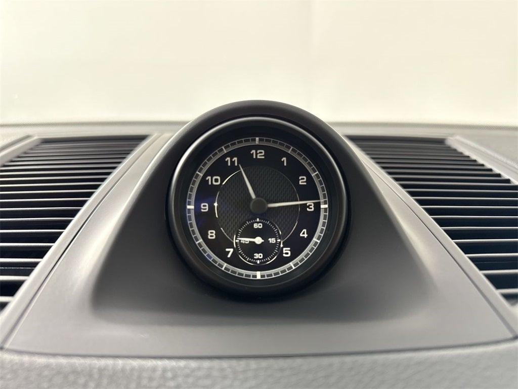 2025 Porsche Macan AWD