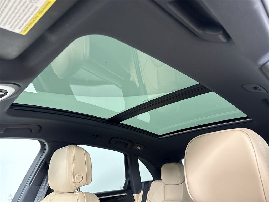 2025 Porsche Macan AWD