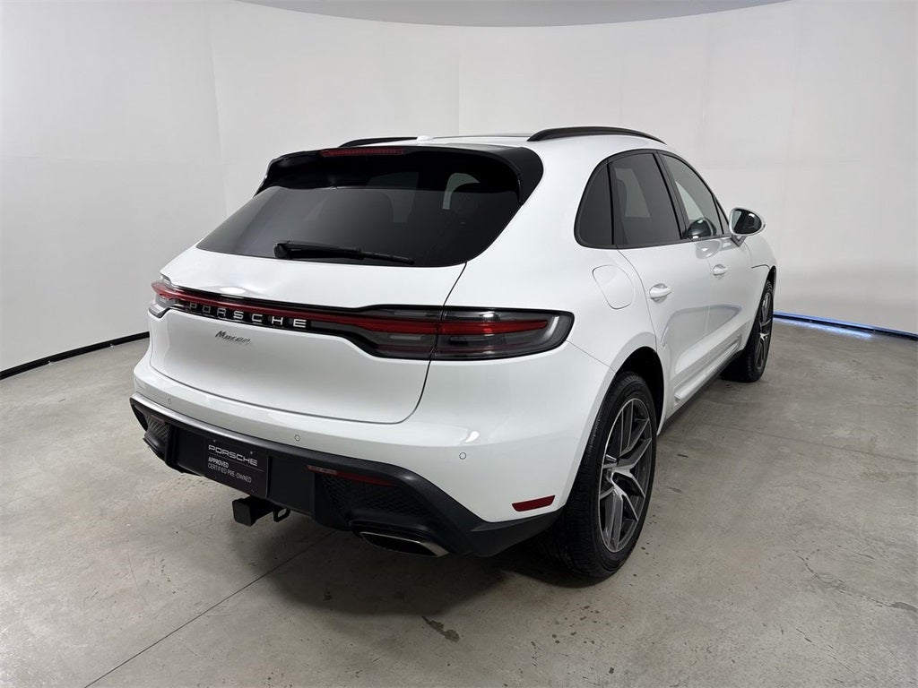 2025 Porsche Macan AWD