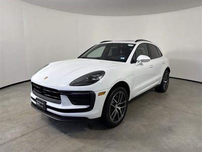 2025 Porsche Macan AWD
