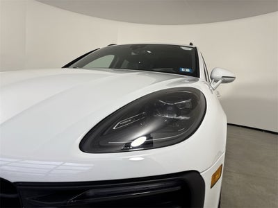 2025 Porsche Macan AWD