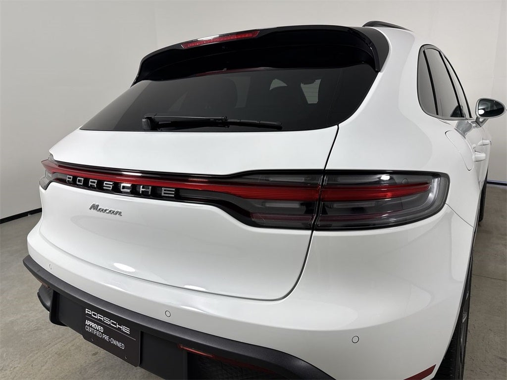 2025 Porsche Macan AWD