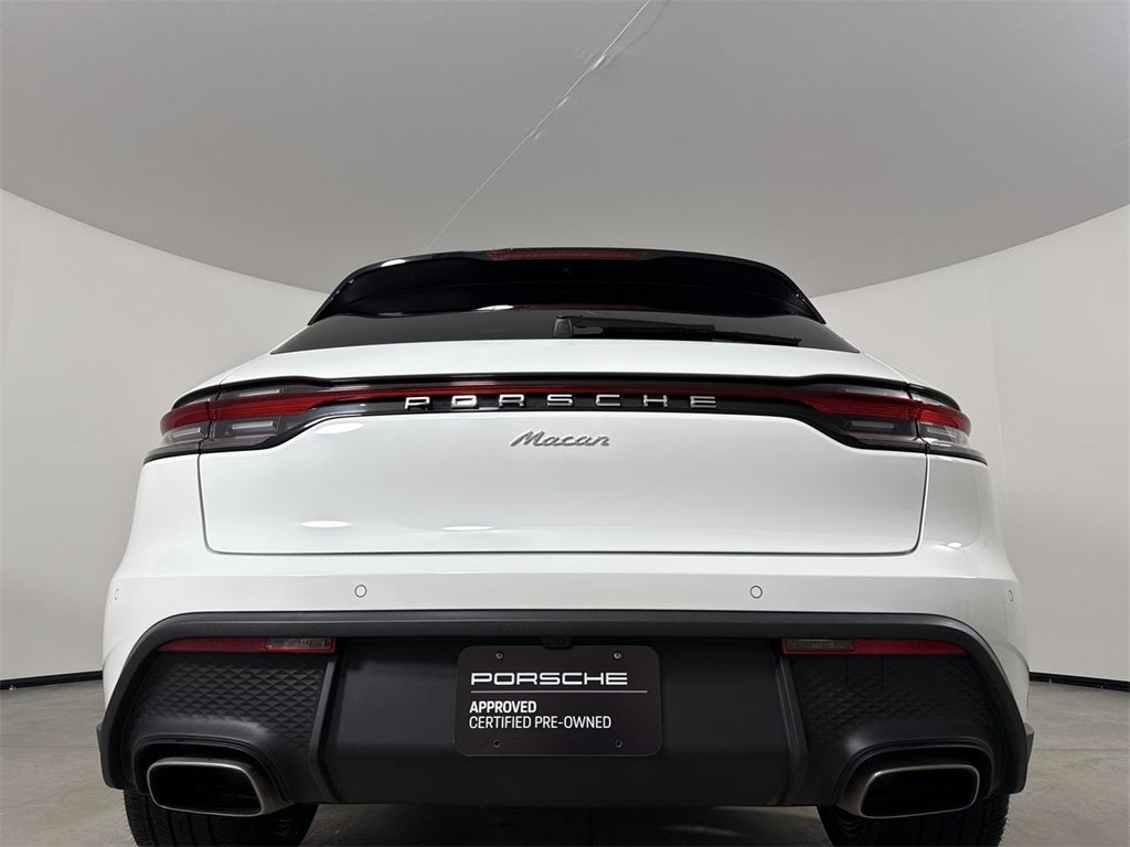 2025 Porsche Macan AWD