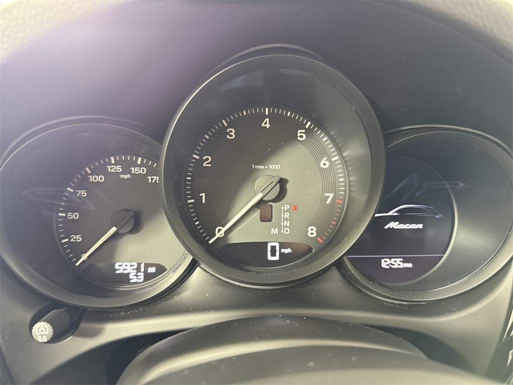 2025 Porsche Macan AWD