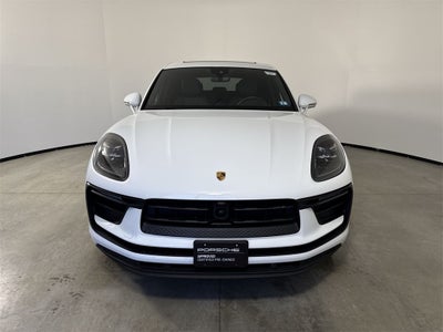 2025 Porsche Macan AWD