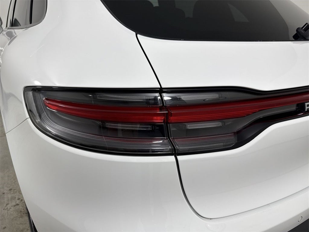 2025 Porsche Macan AWD