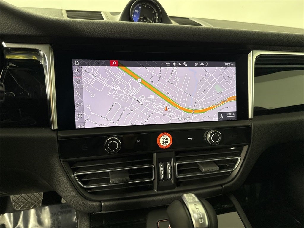 2025 Porsche Macan AWD