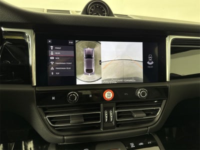 2025 Porsche Macan AWD