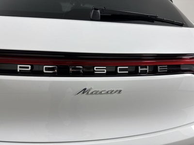2026 Porsche Macan AWD