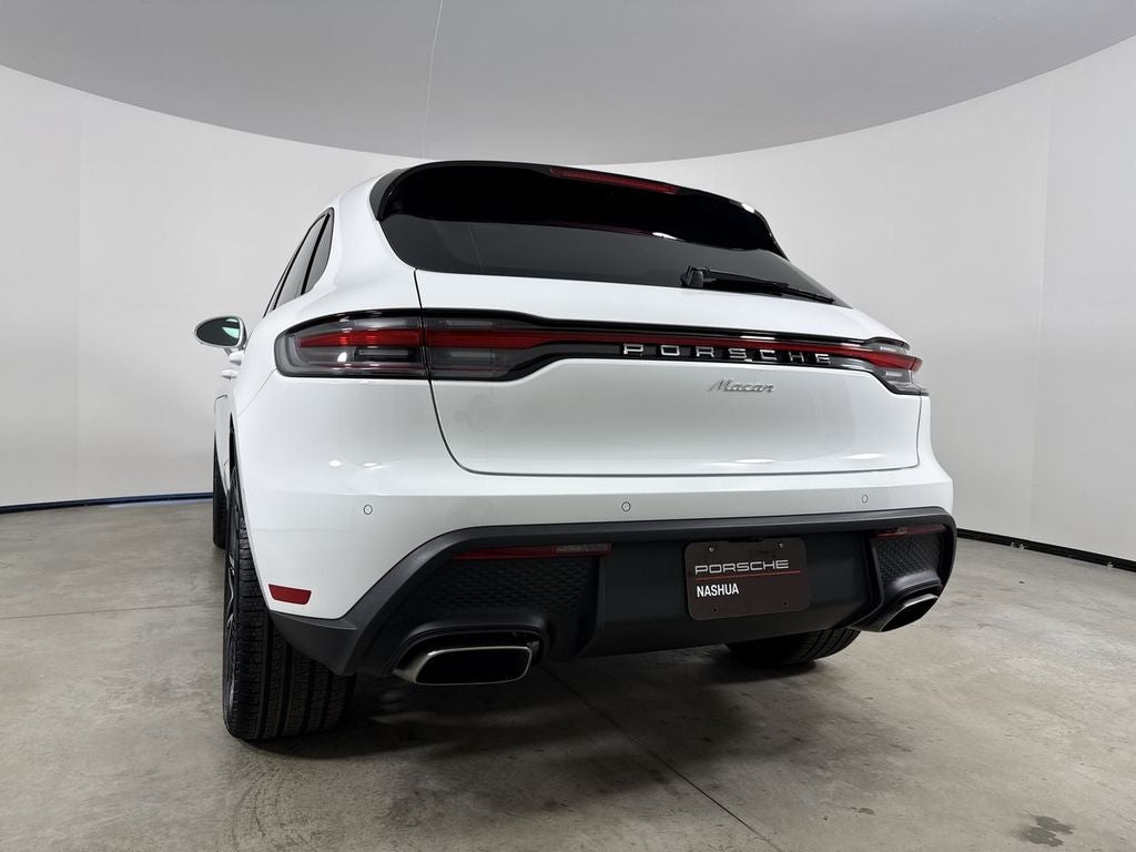 2026 Porsche Macan AWD