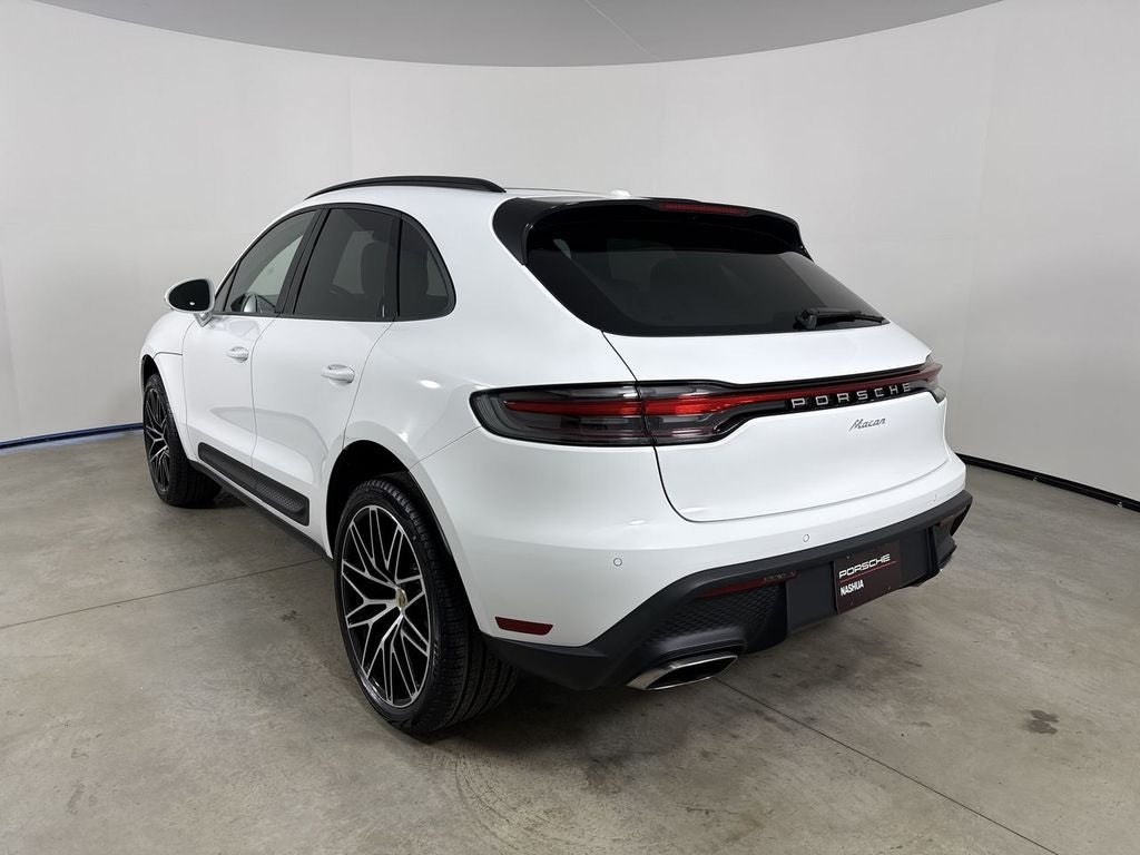 2026 Porsche Macan AWD