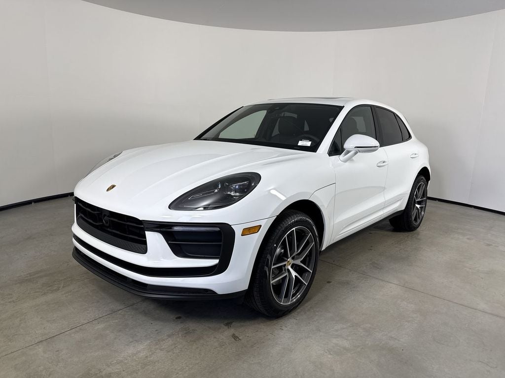 2026 Porsche Macan Macan