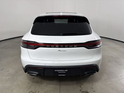2026 Porsche Macan Macan