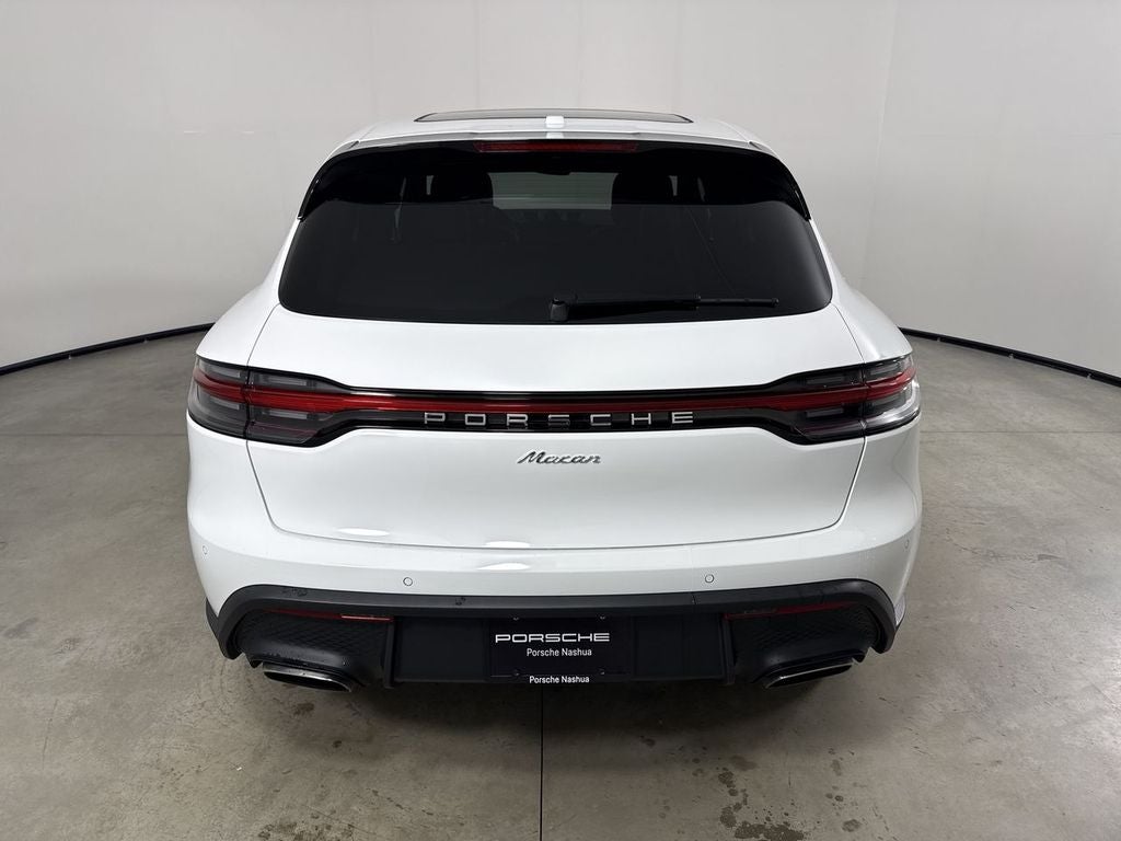 2026 Porsche Macan Macan