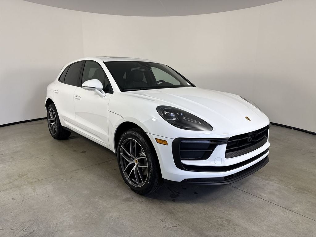 2026 Porsche Macan Macan