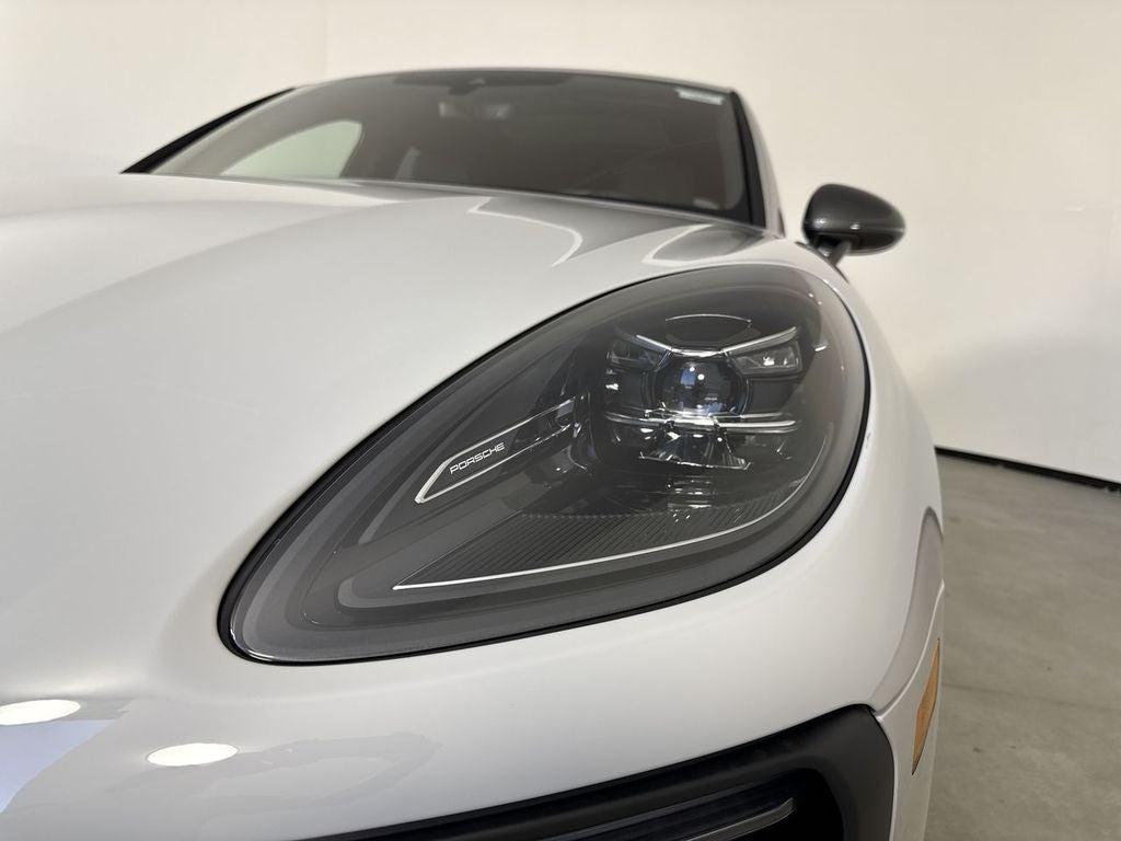2026 Porsche Macan T