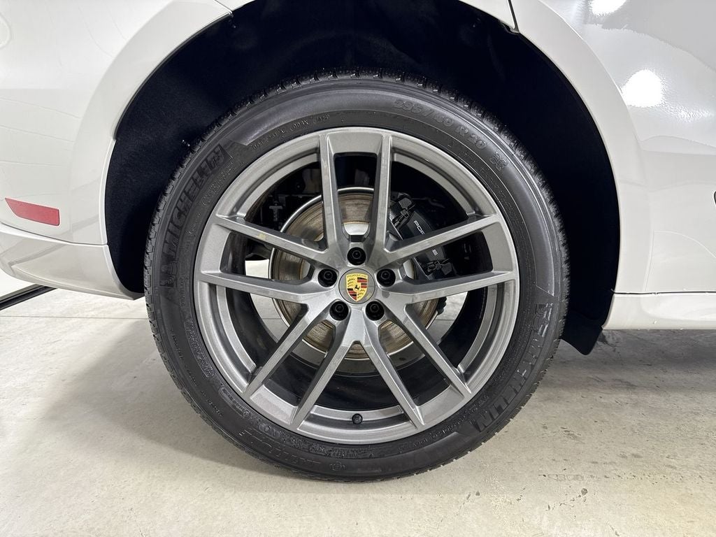 2026 Porsche Macan T