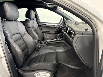 2026 Porsche Macan T