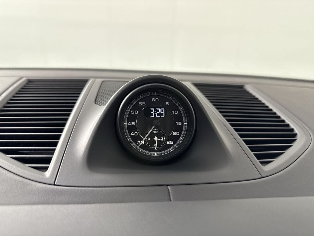 2026 Porsche Macan T