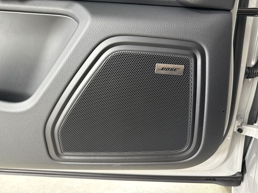 2026 Porsche Macan T