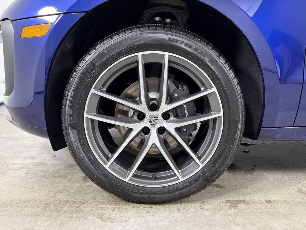 2026 Porsche Macan AWD