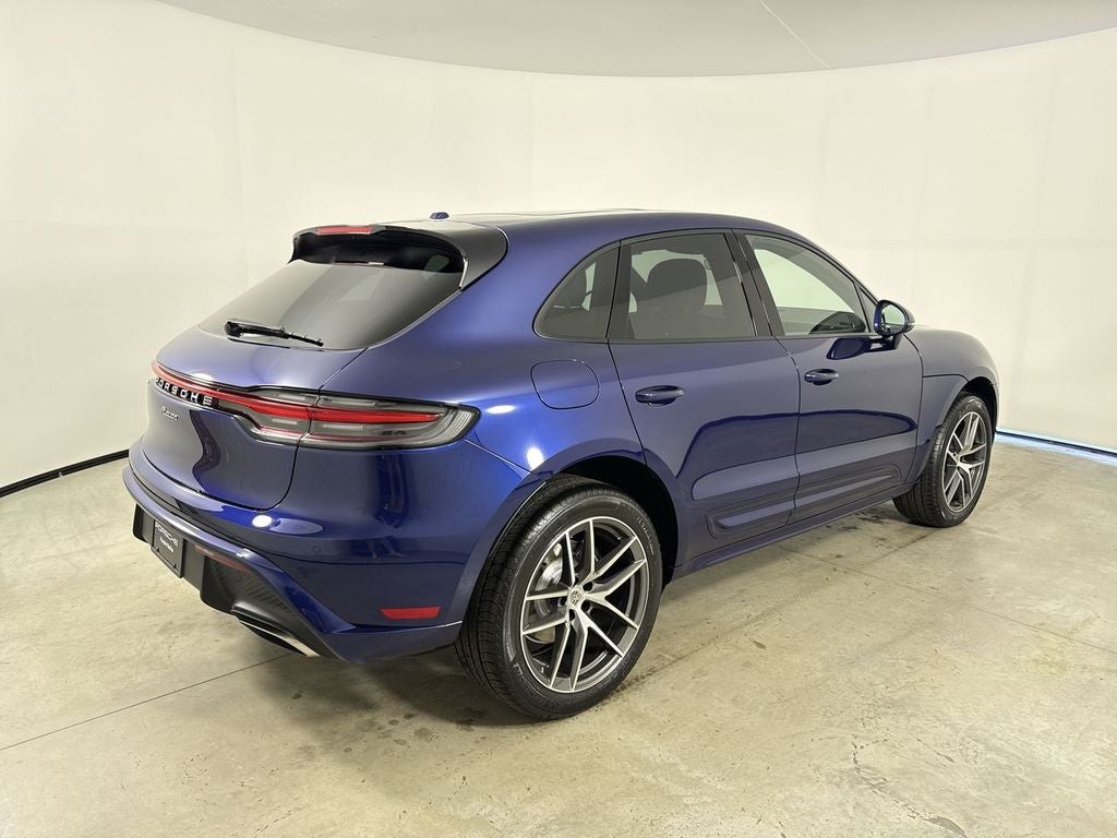 2026 Porsche Macan AWD