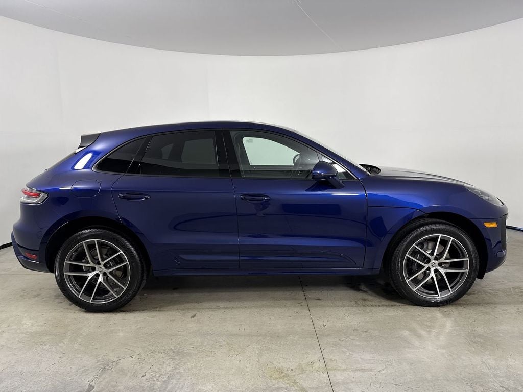 2026 Porsche Macan AWD