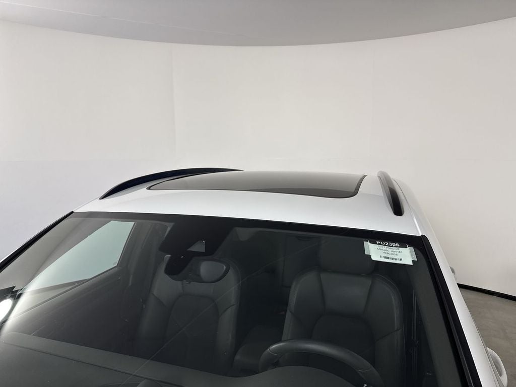 2017 Porsche Macan Base