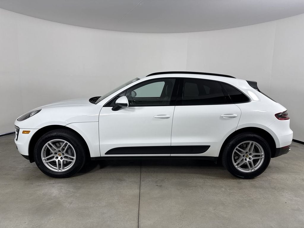 2017 Porsche Macan Base
